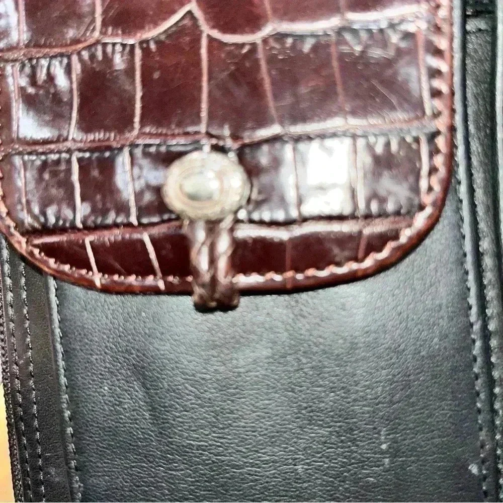 Brighton vintage one world shoulder bag In awesome condition